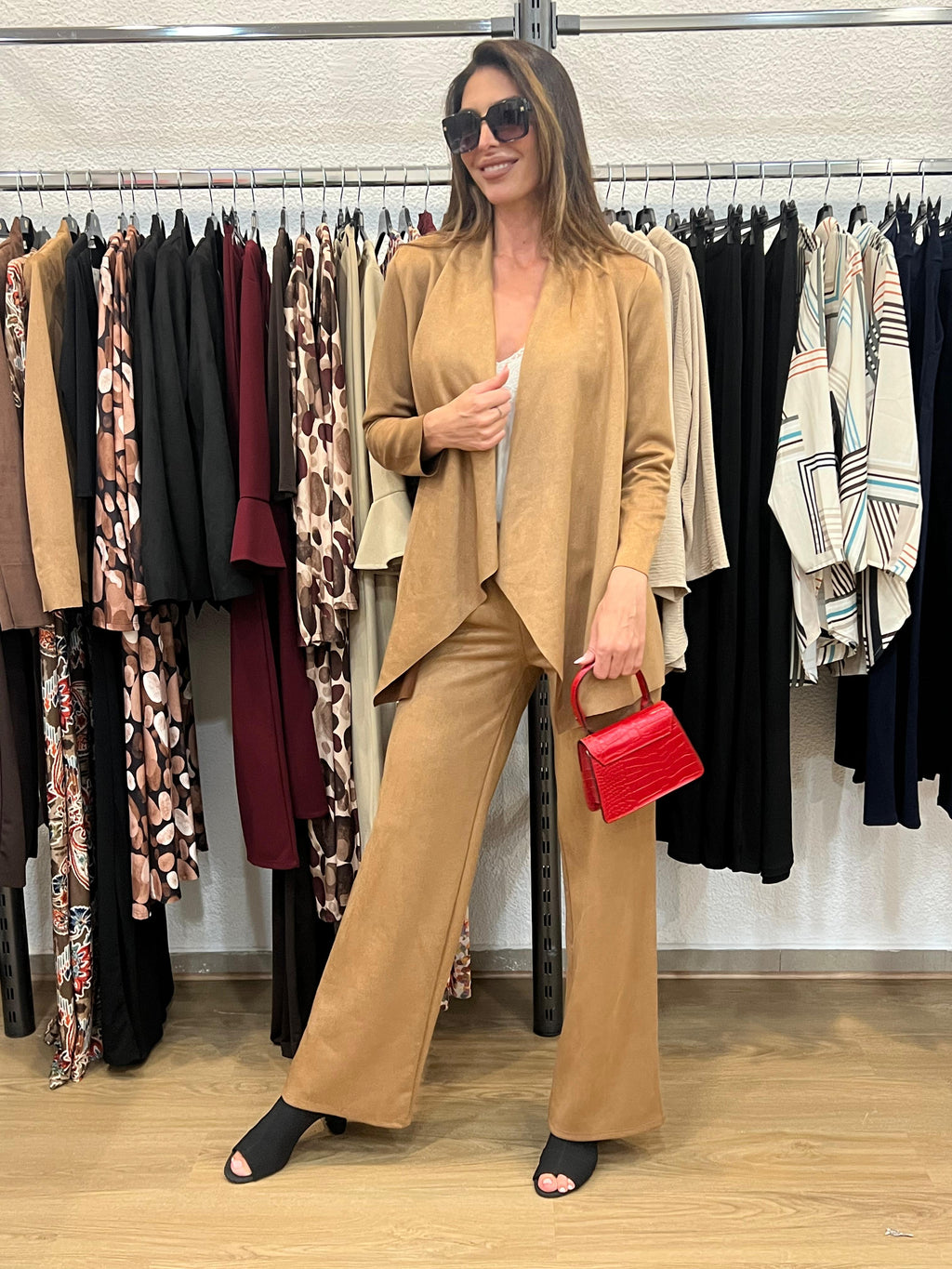 Conjunto antelina Chaqueta larga y pantalón recto-0