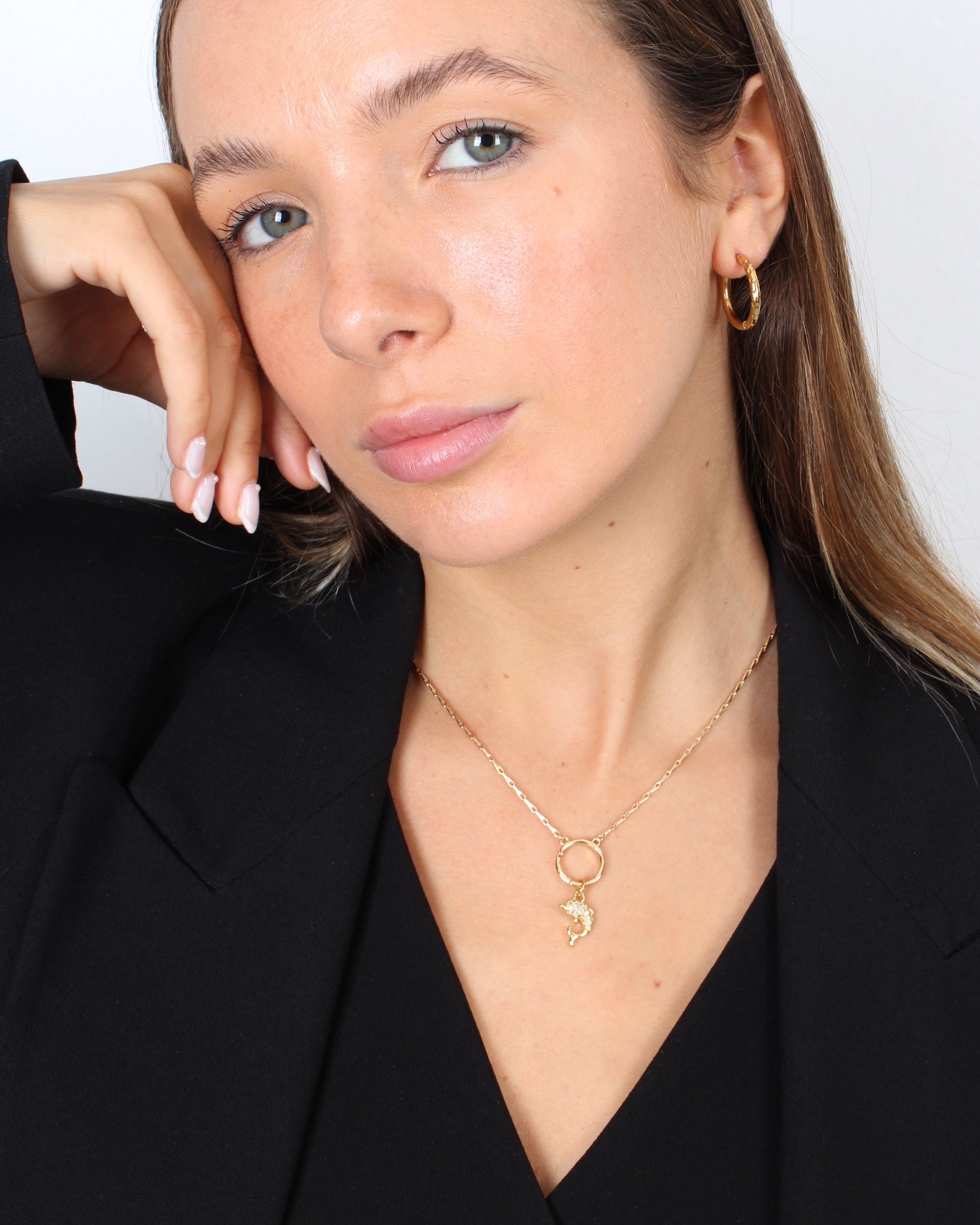 Charm Delfina-1