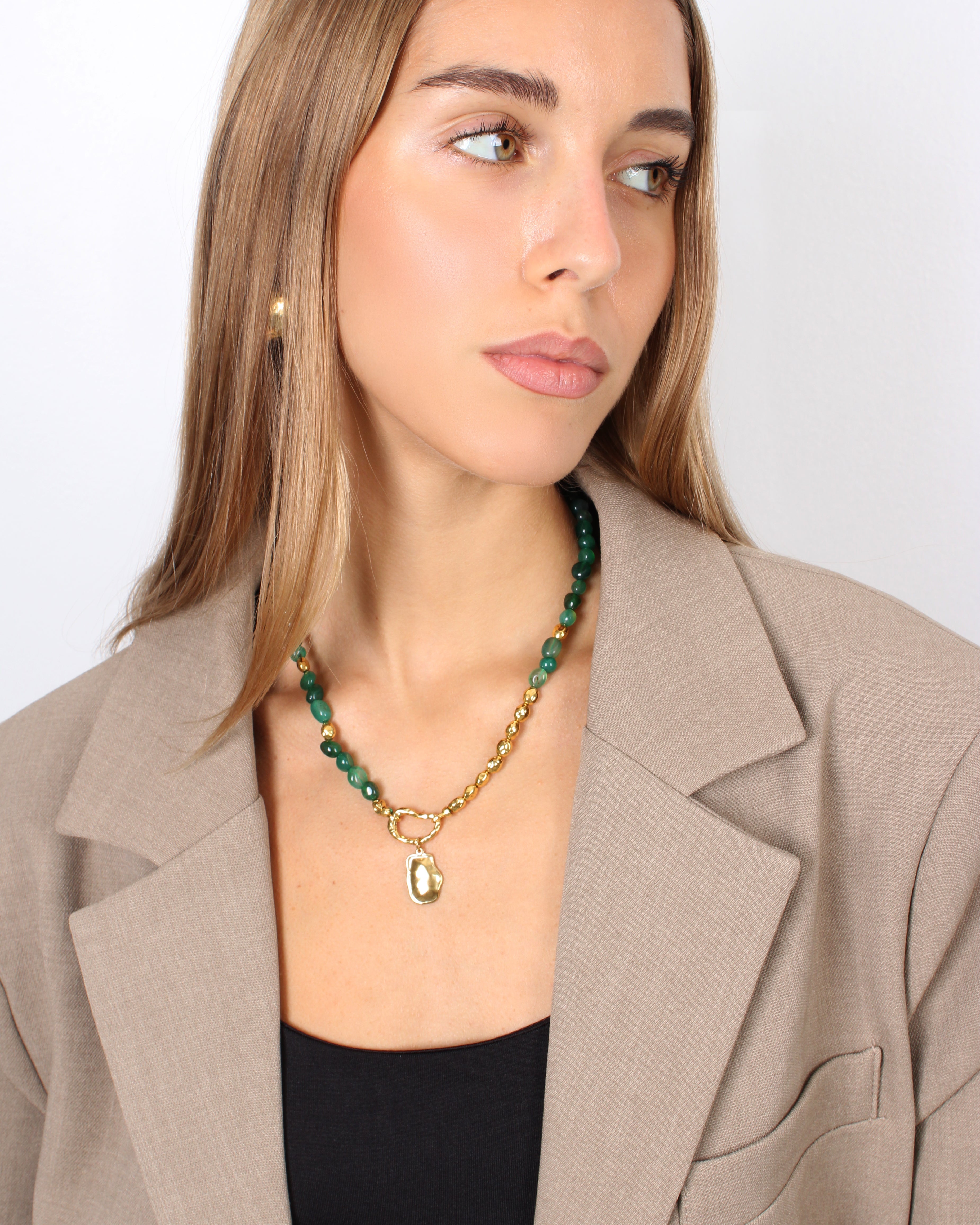 Charm Nira-2
