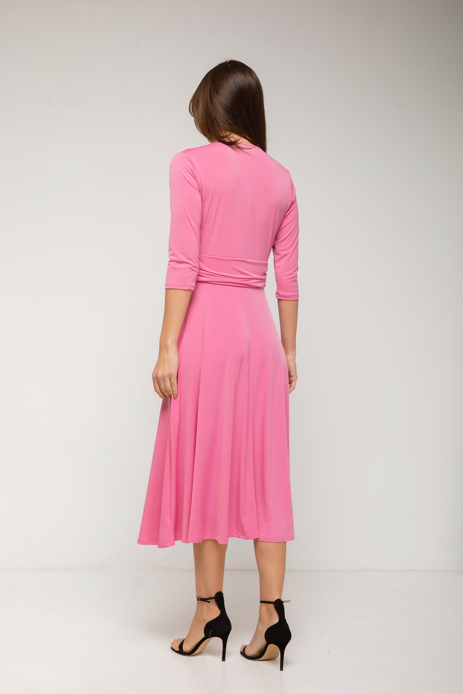 Vestido midi nudo liso rosa-3